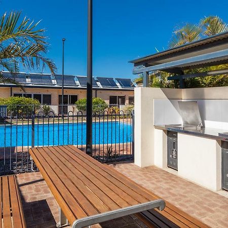 Nesuto Geraldton Aparthotel Exterior photo