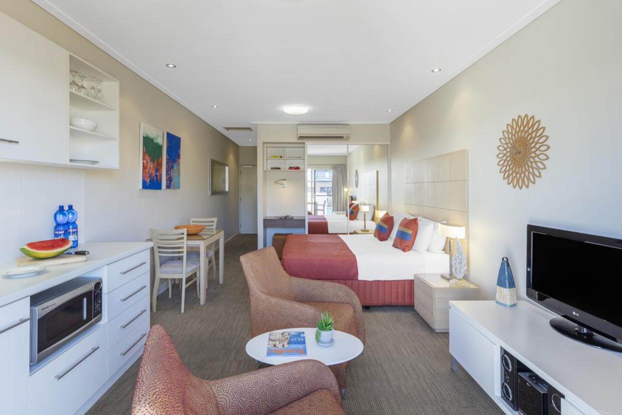 Nesuto Geraldton Aparthotel Exterior photo