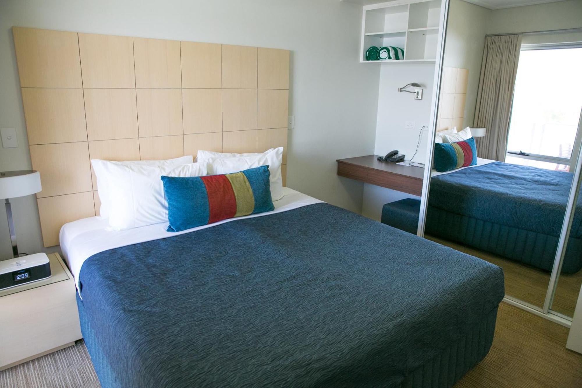 Nesuto Geraldton Aparthotel Exterior photo